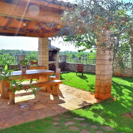 아파트 Domus Lauri