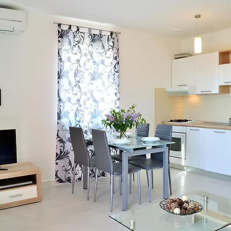 Domus Lauri Appartement
